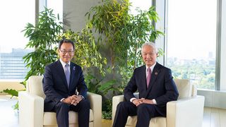 The Board’s Recognition of Current Issues and Monitoring/Execution for Achieving the Group’s Vision: Chairperson Kazuhiro Tsuga and Outside Director Michitaka Sawada