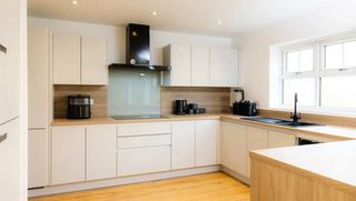 Haier supports UK's close to zero energy home