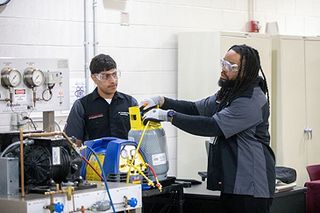 Johnson Controls and Kennedy-King College partner to bridge skilled trades gap
