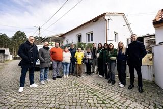 Haier Portugal Helps Impoverished Family Rebuild Their Home