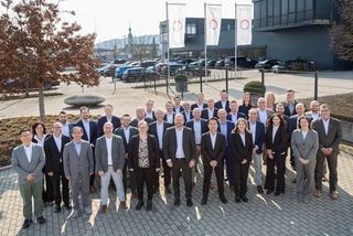 Lauda: pooling all forces together