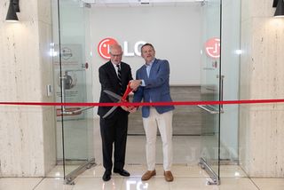 LG Debuts New California Training Academy