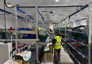 Oakland international raises the bar on multi-temperature e-fulfilment with extended pick by light automation