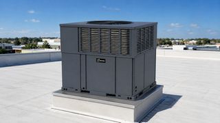 R32 Rooftop Heat Pumps vs. Conventional Packaged Units: A Practical Buyer’s Guide