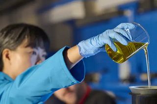 Lubrizol® CV1700 Heavy-Duty Engine Oil Additive Series: Available Well Ahead of API CL-4 First License